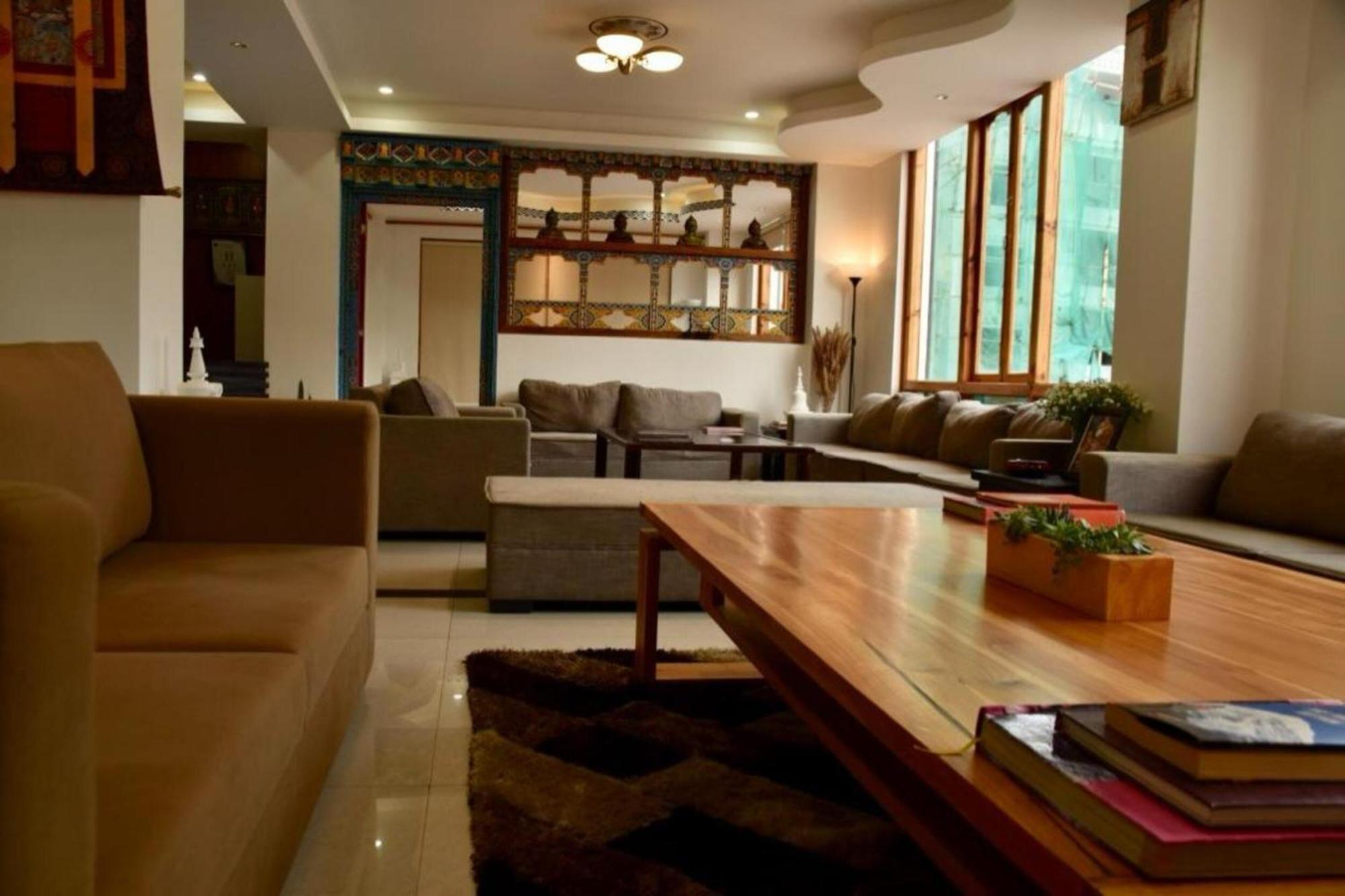 Hotel Damisa Thimphu Exteriör bild